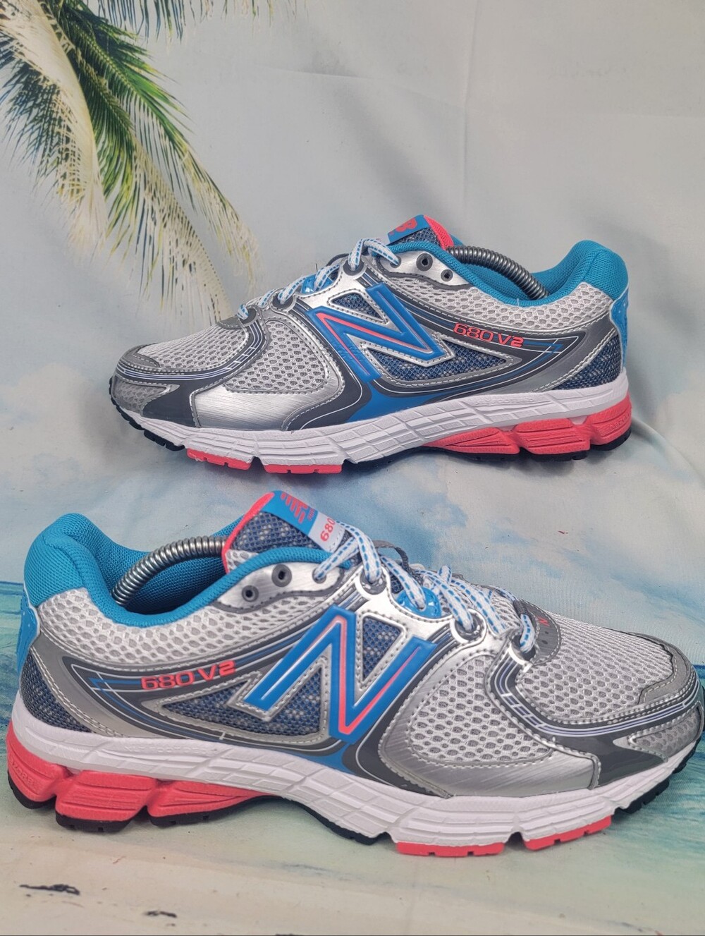 New Balance 680v2 Running Shoes Womens 8 Wide
